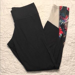 Victoria’s Secret Pink Workout Leggings
